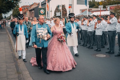 Festzug am Dienstag