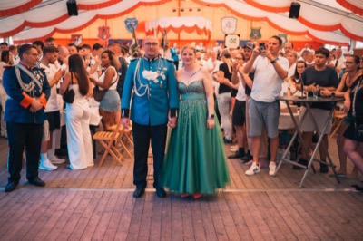 Abend im Festzelt am Montag
