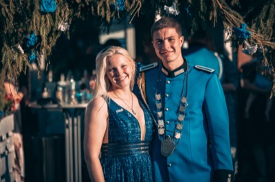 Königspaar mit Hofstaat am Sonntag